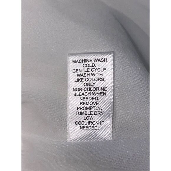 Versona White Dress Quilted Gold Zipper Size 8 New - Picture 8 of 12